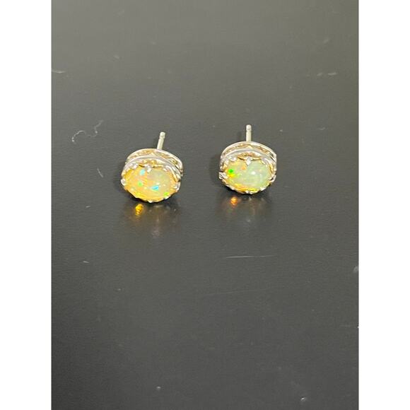 NH Michael Valitutti Sterling Silver Two Tone Ethiopian Opal Cabochon Earring - Picture 10 of 11
